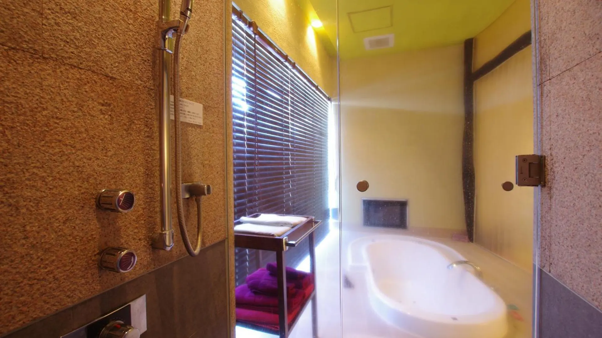 Blue Hotel Nagi-Adult Only Otaru Love hotel